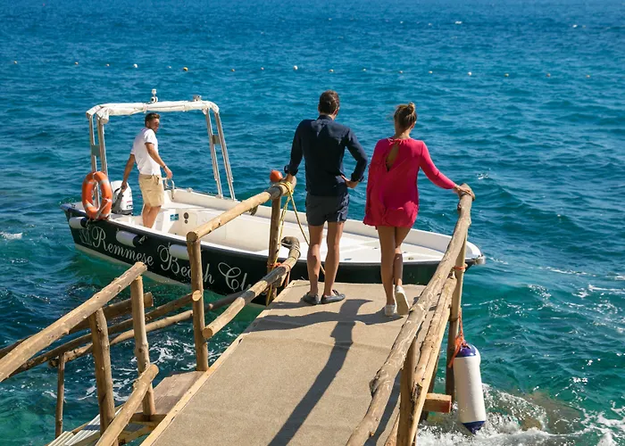 レ アガヴィ ホテル