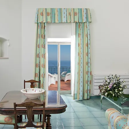 מלון Le Agavi 5*